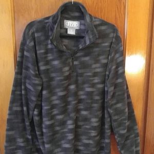 Mens pullover fleece top